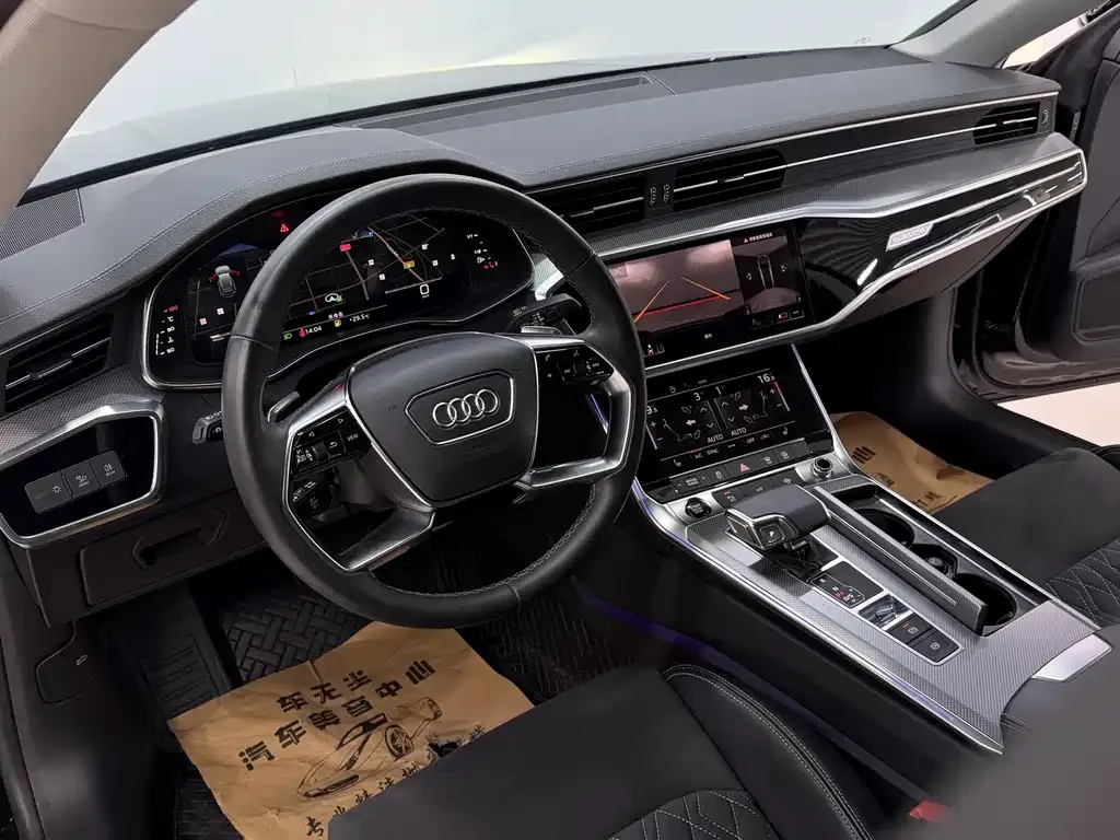 Audi A7L — фото 9