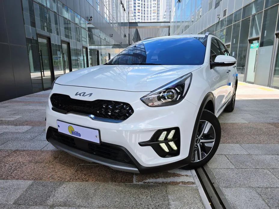 Kia Niro — фото 1