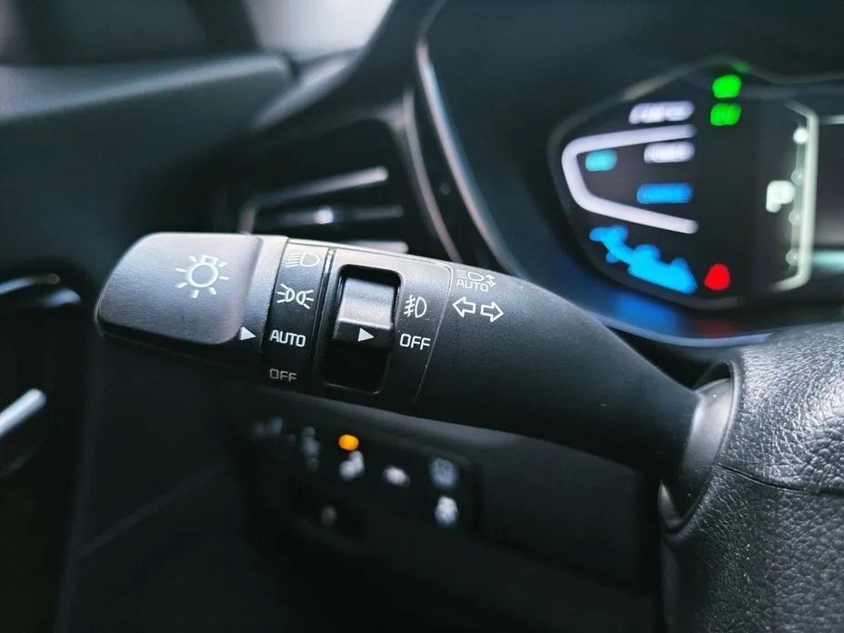 Kia Niro — фото 10