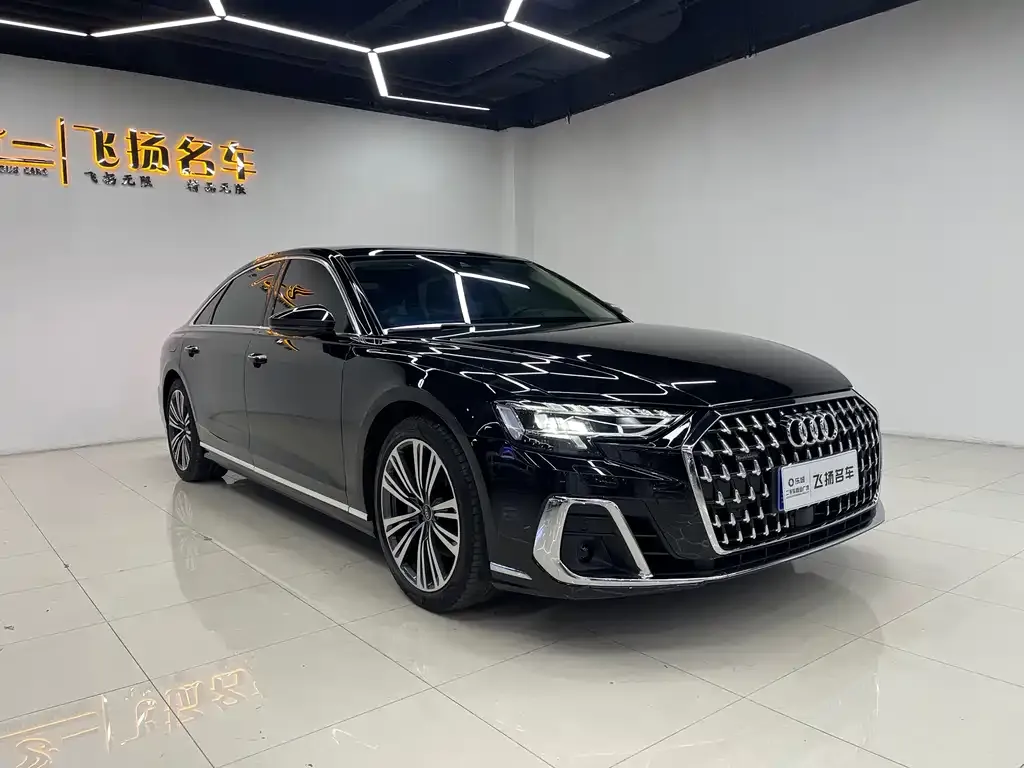 Audi A8 — фото 6