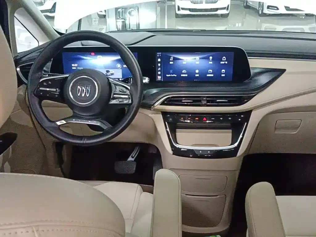 Buick GL8 Hybrid — фото 5