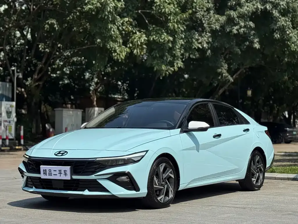 Hyundai Elantra — фото 9
