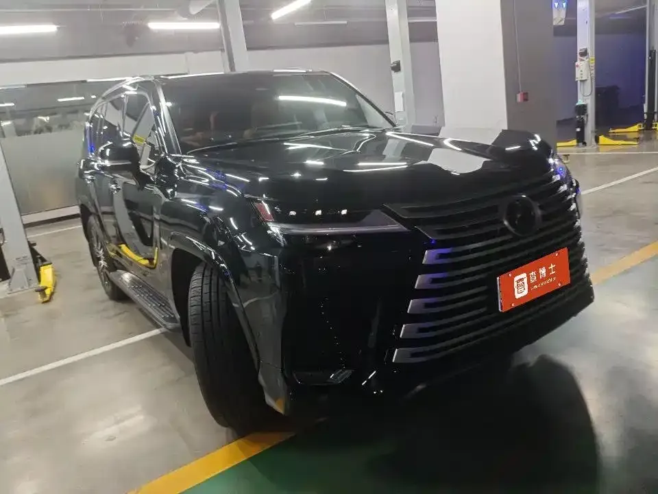 Lexus LX — фото 3