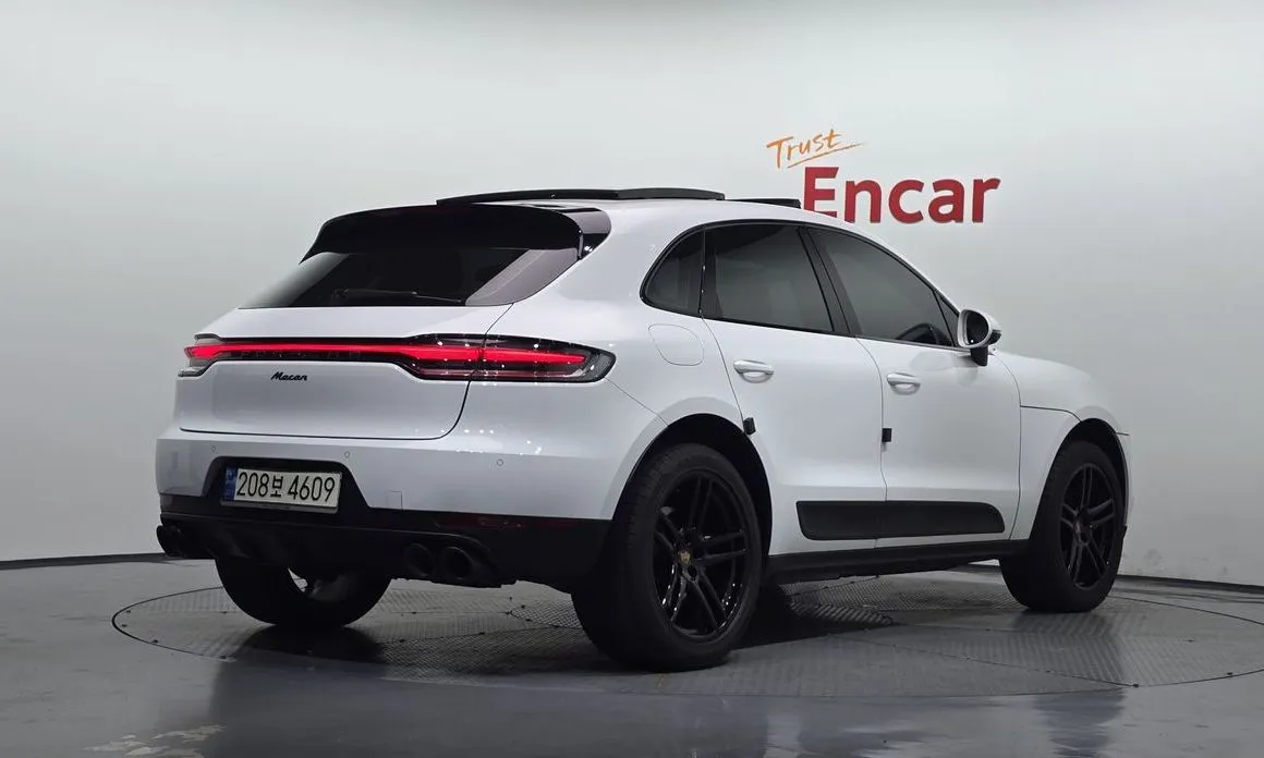 Porsche Macan — фото 4