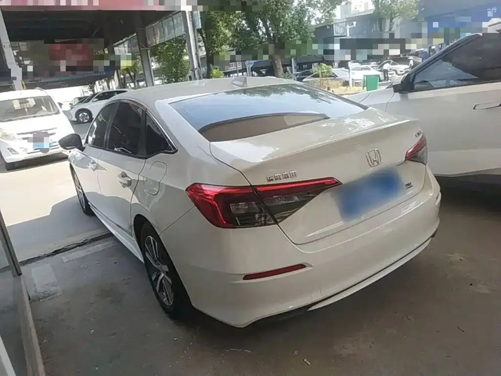 Honda Civic — фото 8