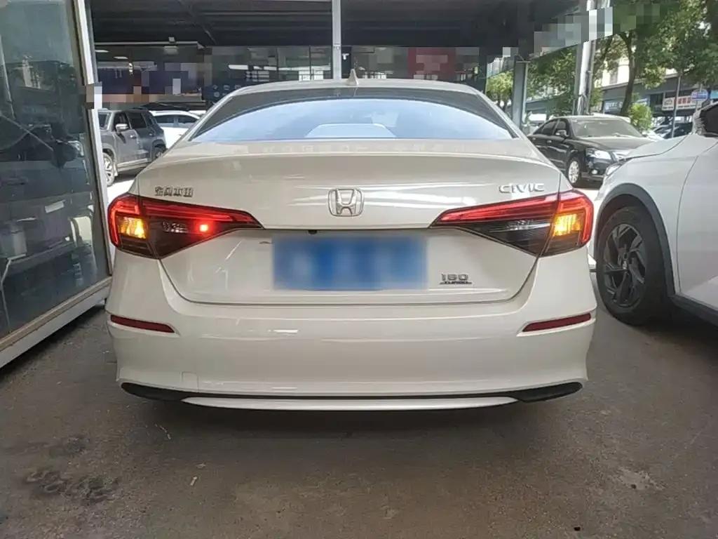 Honda Civic — фото 4