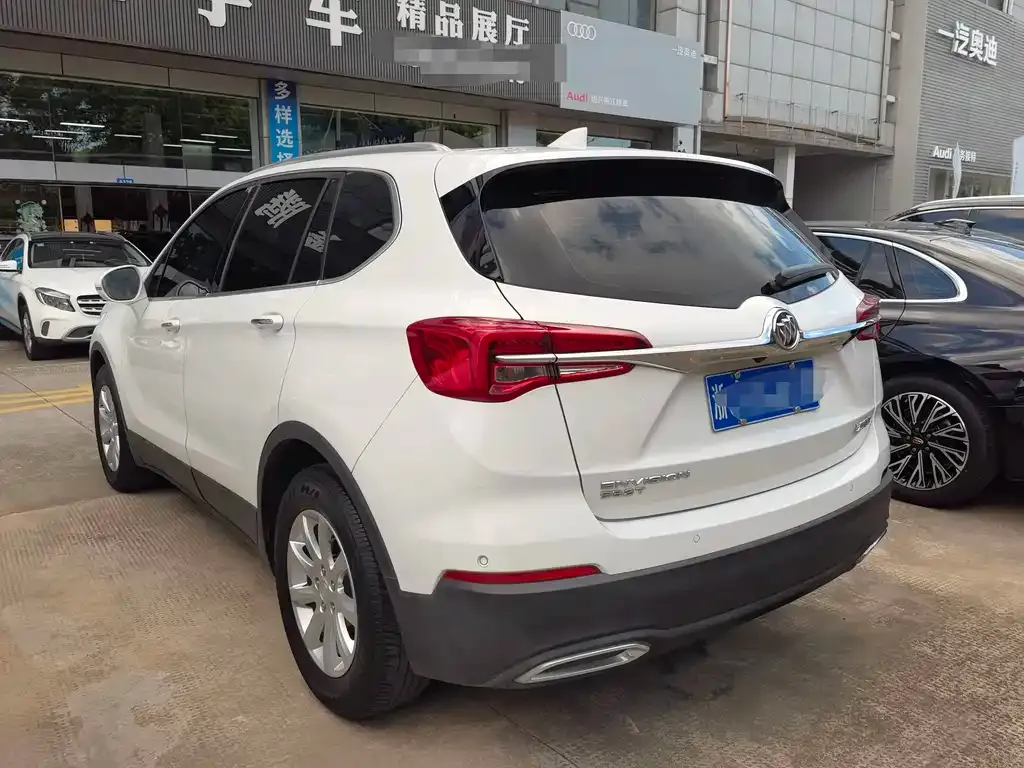 Buick Envision Plus — фото 4