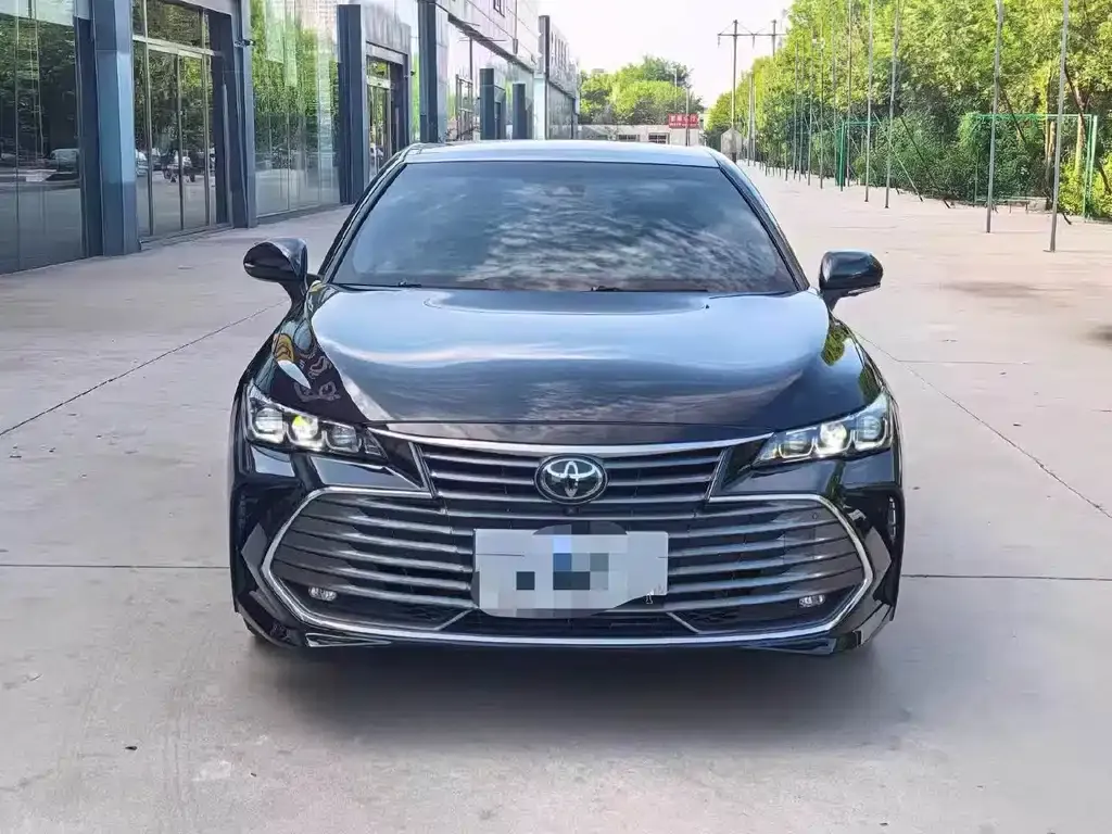 Toyota Avalon — фото 6