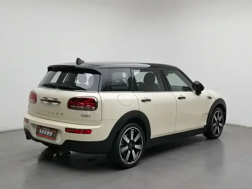 MINI Clubman — фото 7