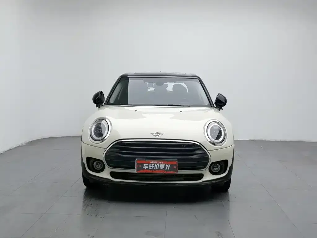 MINI Clubman — фото 3