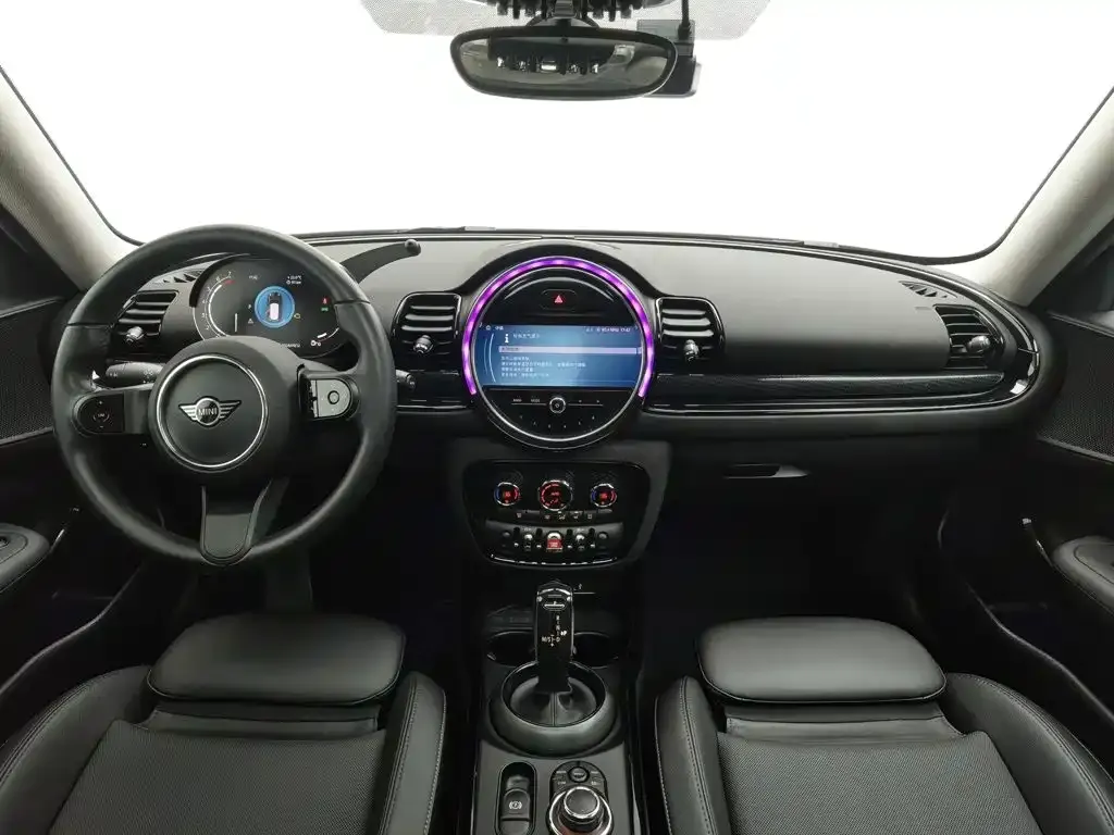 MINI Clubman — фото 9