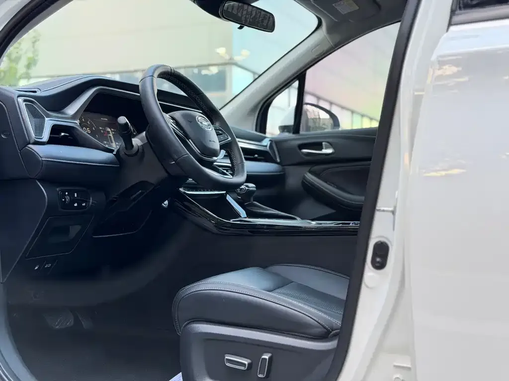 GAC Motor Trumpchi GS4 — фото 9