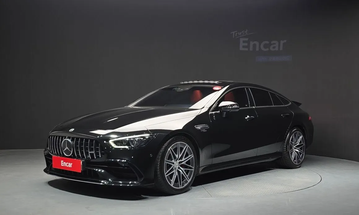 Mercedes-Benz AMG GT — фото 1
