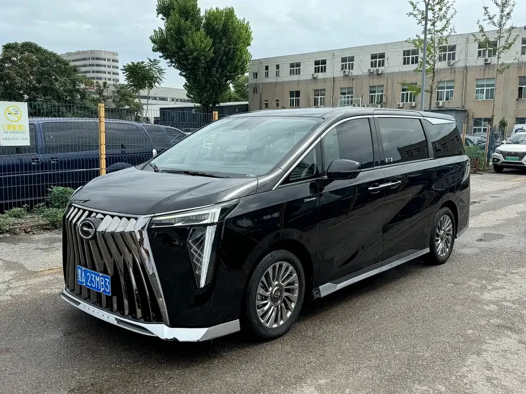 GAC Motor Trumpchi M8 — фото 1