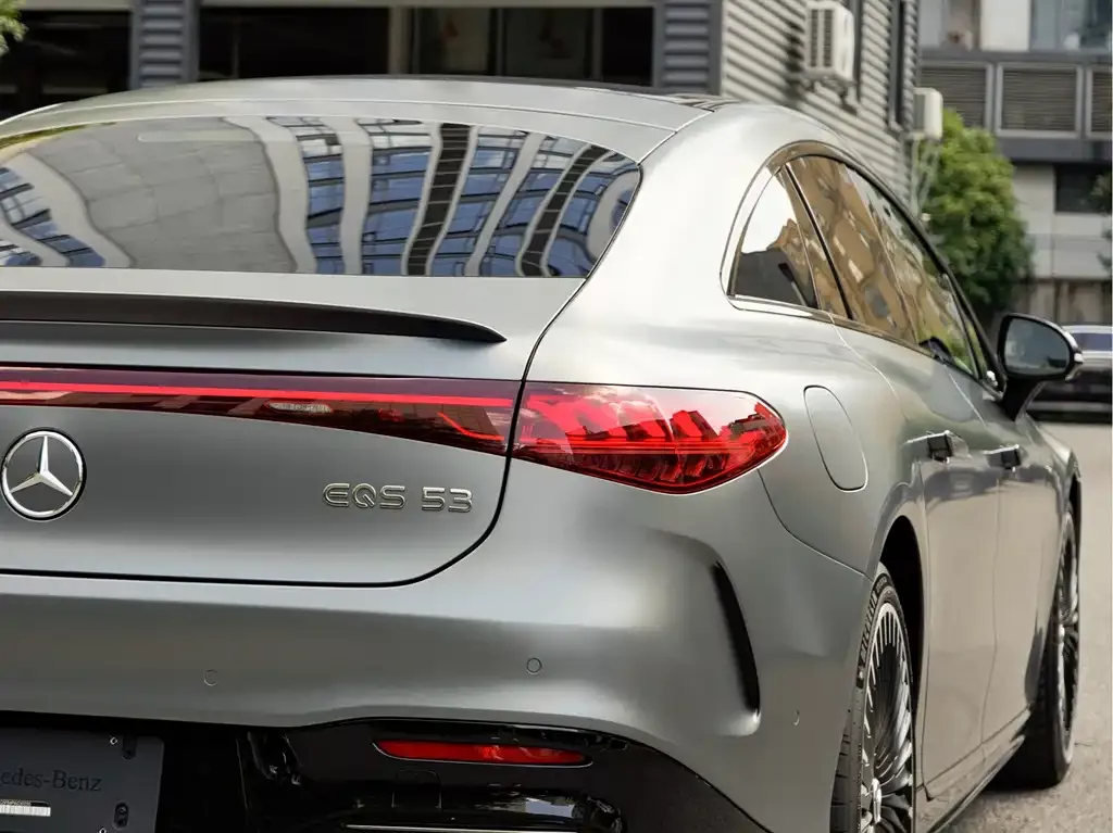Mercedes-Benz EQS AMG — фото 2