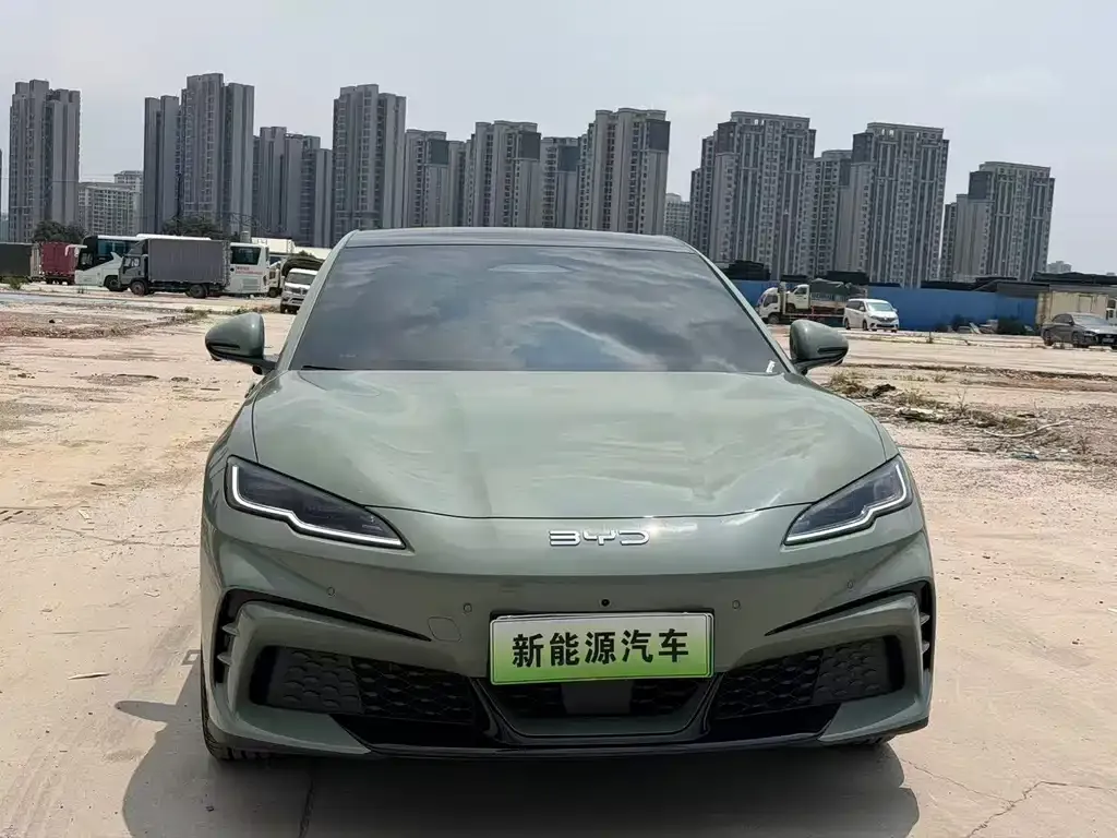 BYD Seal 06GT — фото 9