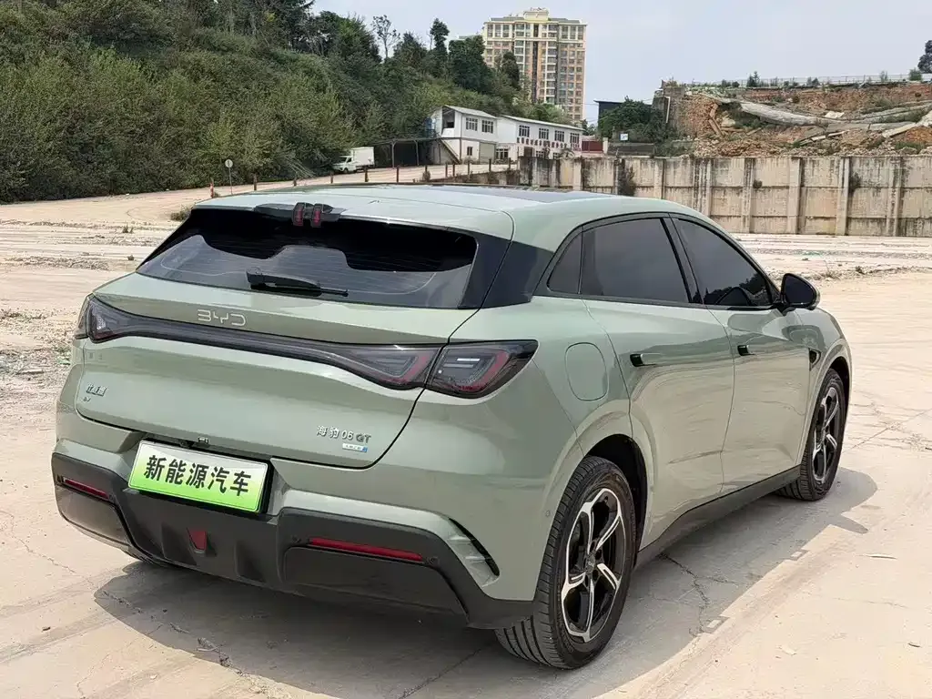 BYD Seal 06GT — фото 2