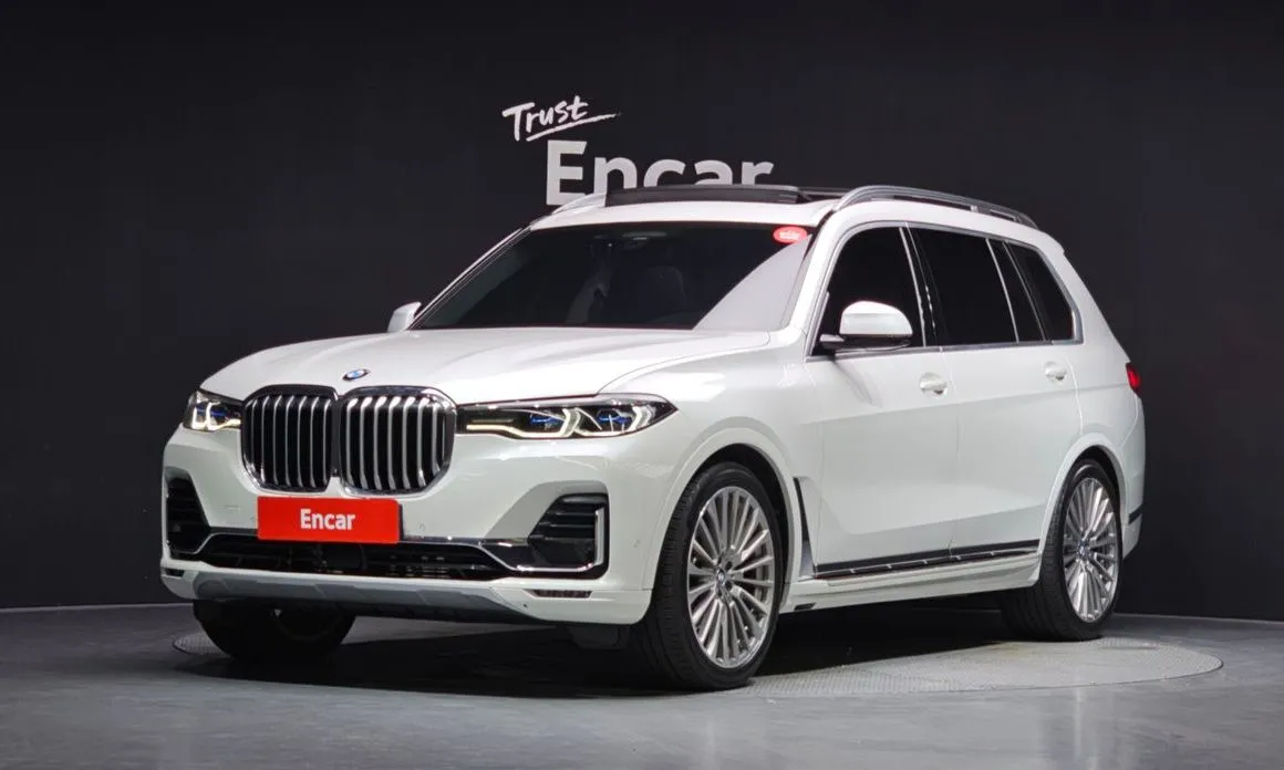 BMW X7 — фото 1