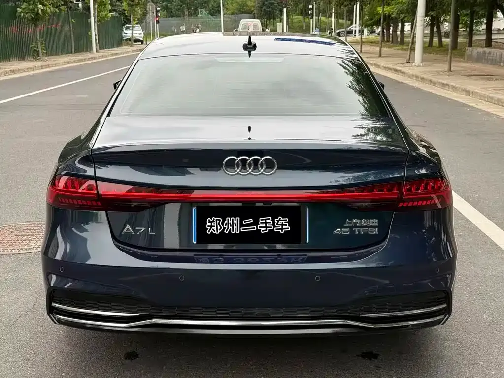 Audi A7L — фото 3