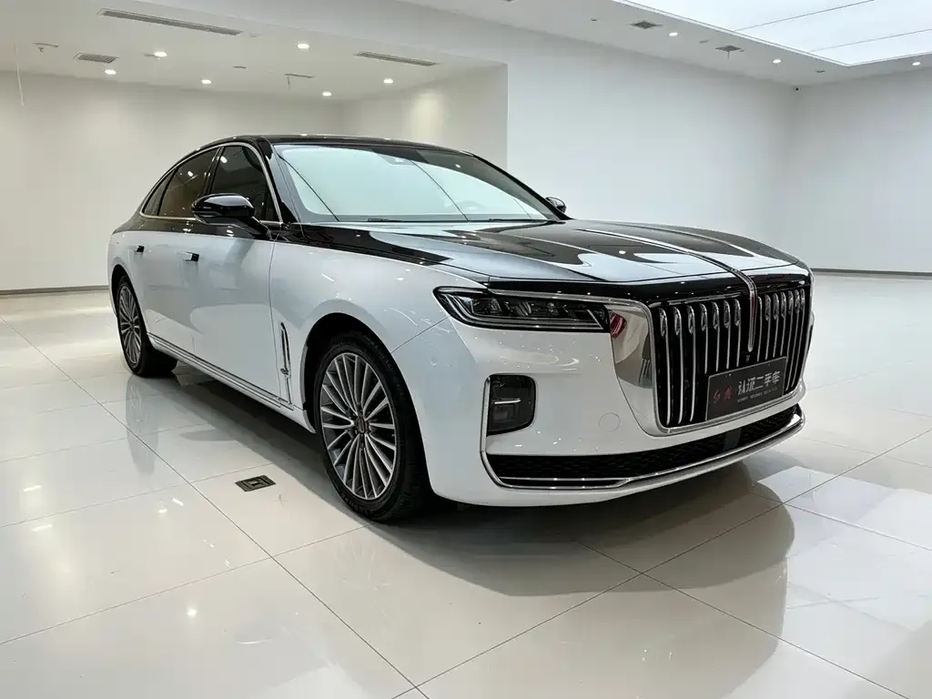 Hongqi H9 — фото 1
