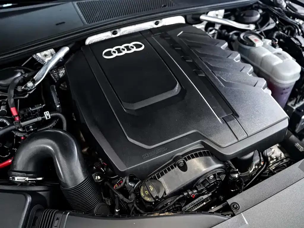 Audi A7L — фото 9