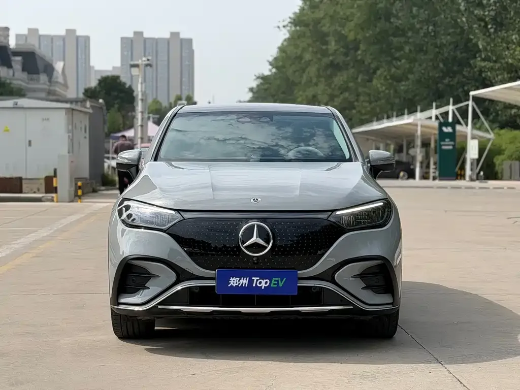 Mercedes-Benz EQE SUV — фото 2