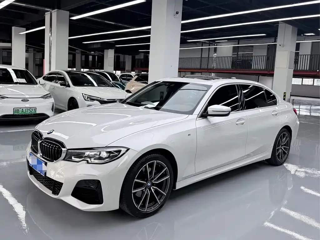 BMW 3 Series — фото 1