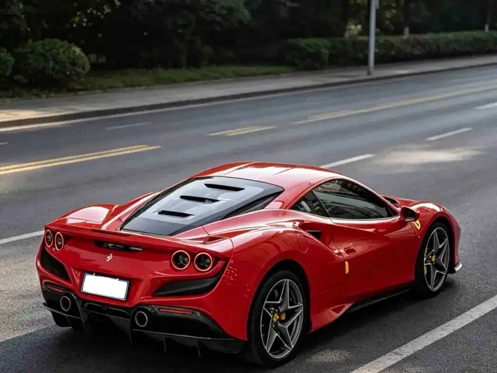 Ferrari F8 — фото 5