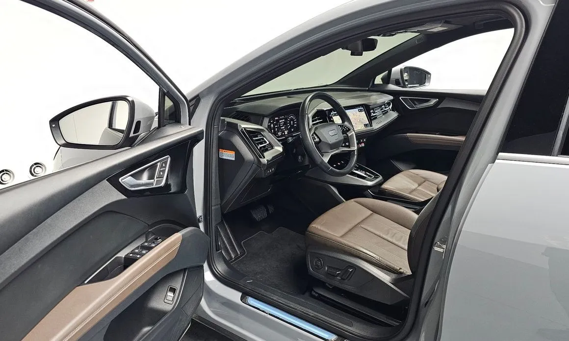Audi Q4 e-tron — фото 10