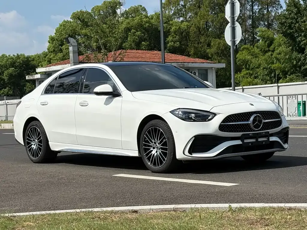 Mercedes-Benz C-Class — фото 10