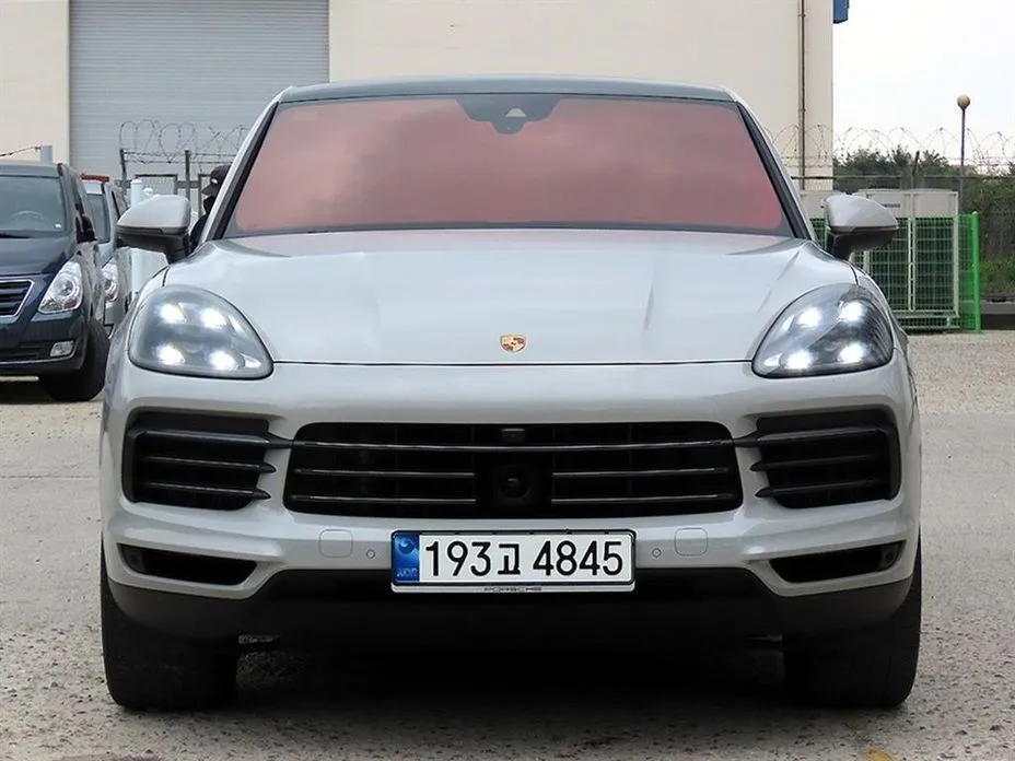 Porsche Cayenne — фото 2
