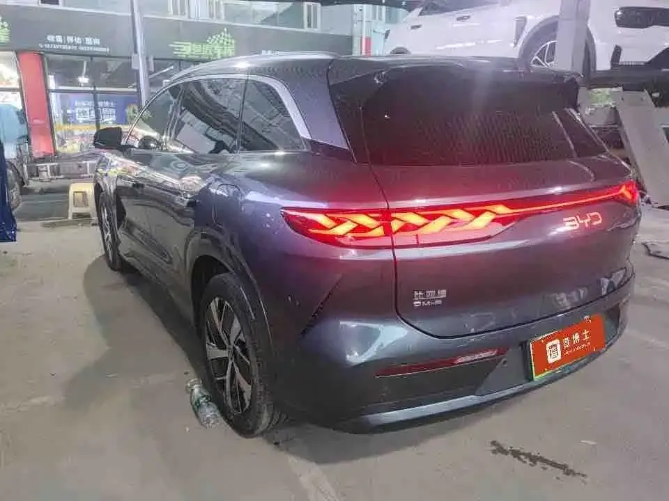 BYD Tang L — фото 2