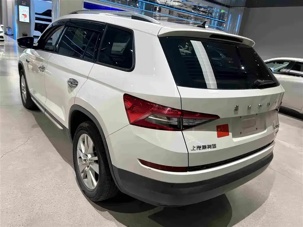 Skoda Kodiaq — фото 9