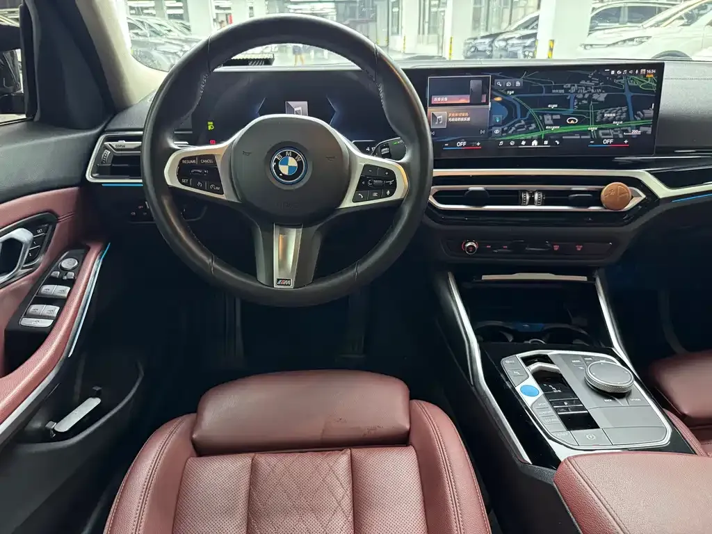 BMW i3 — фото 8