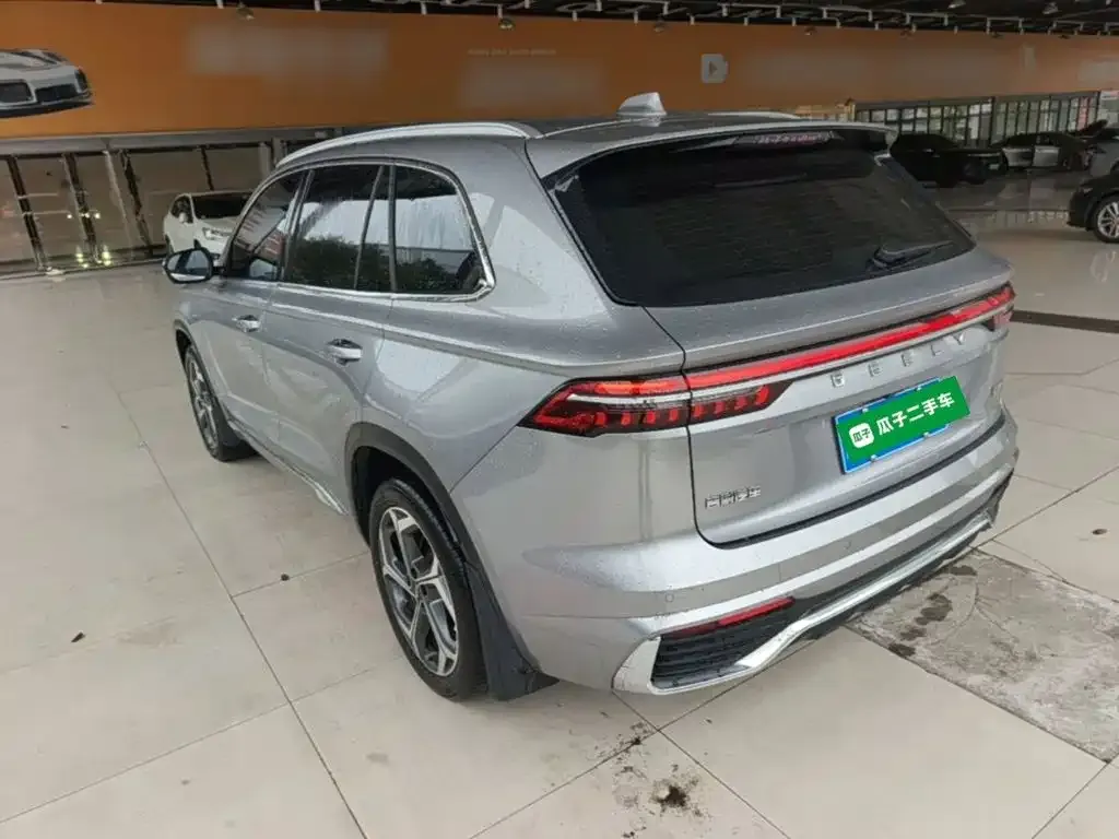 Geely Xingyue L — фото 9