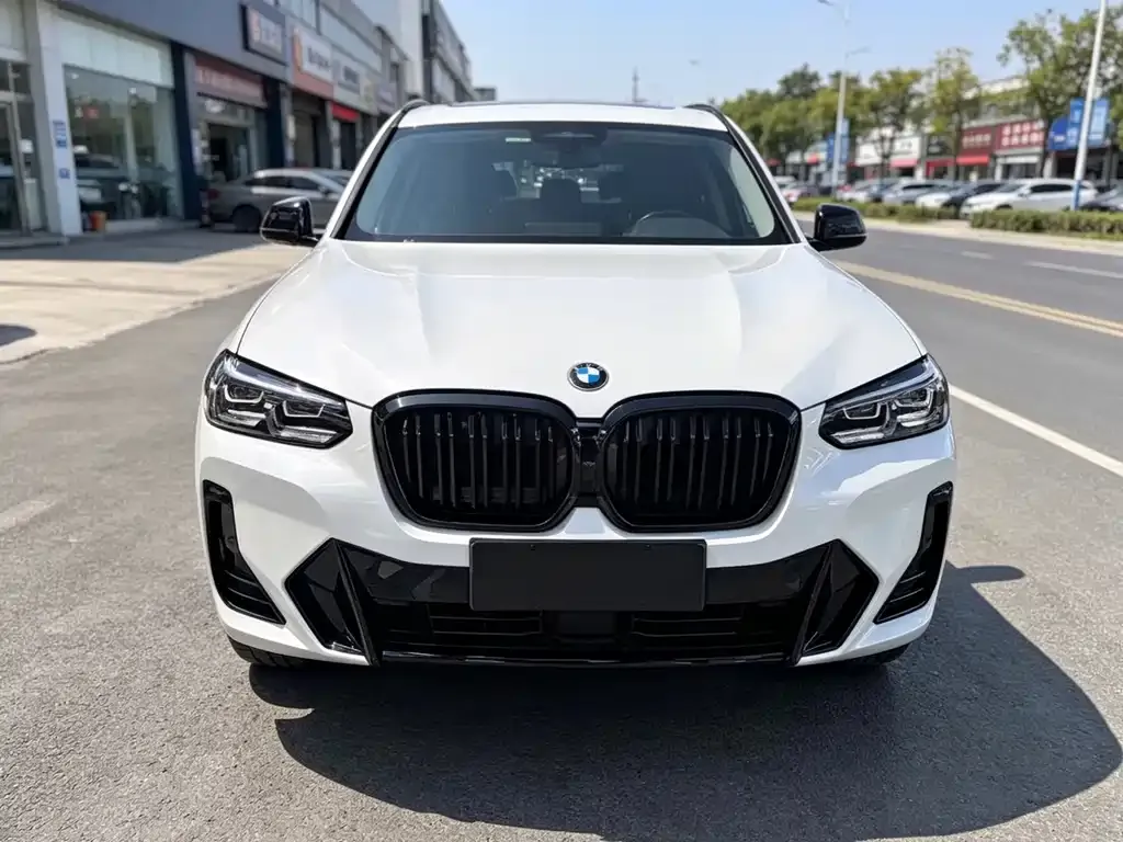 BMW iX3 — фото 6