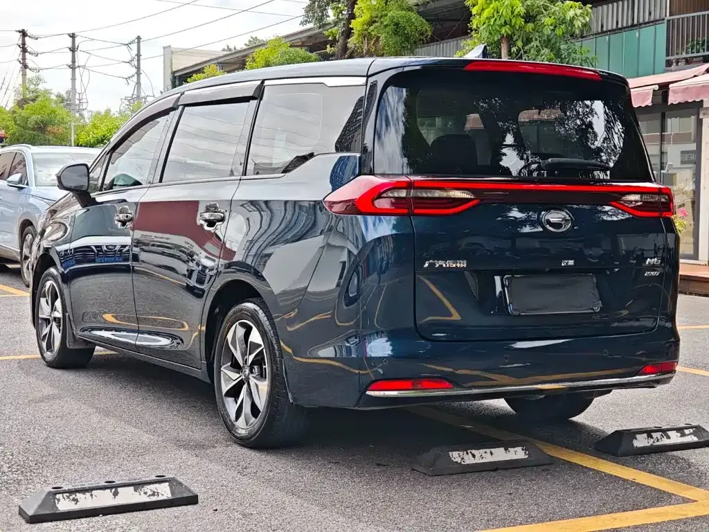 GAC Motor Trumpchi M6 — фото 10