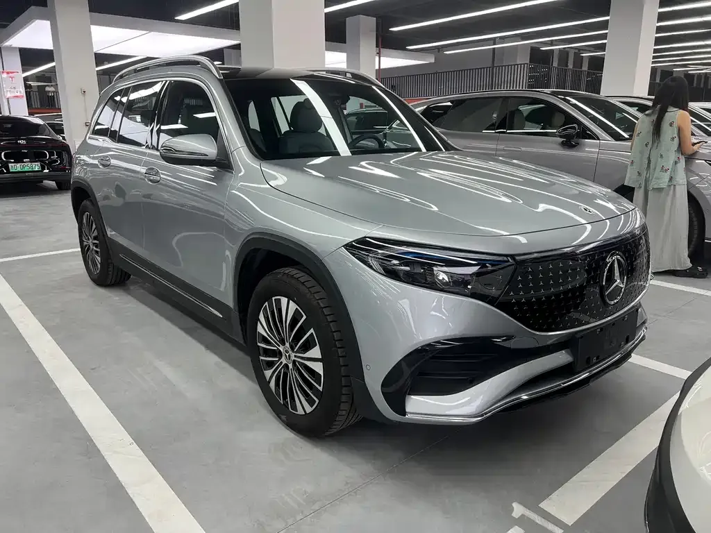 Mercedes-Benz EQB — фото 2