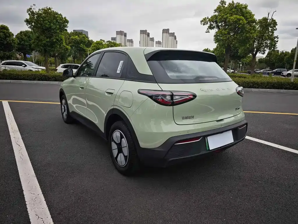 Geely Starburst — фото 6