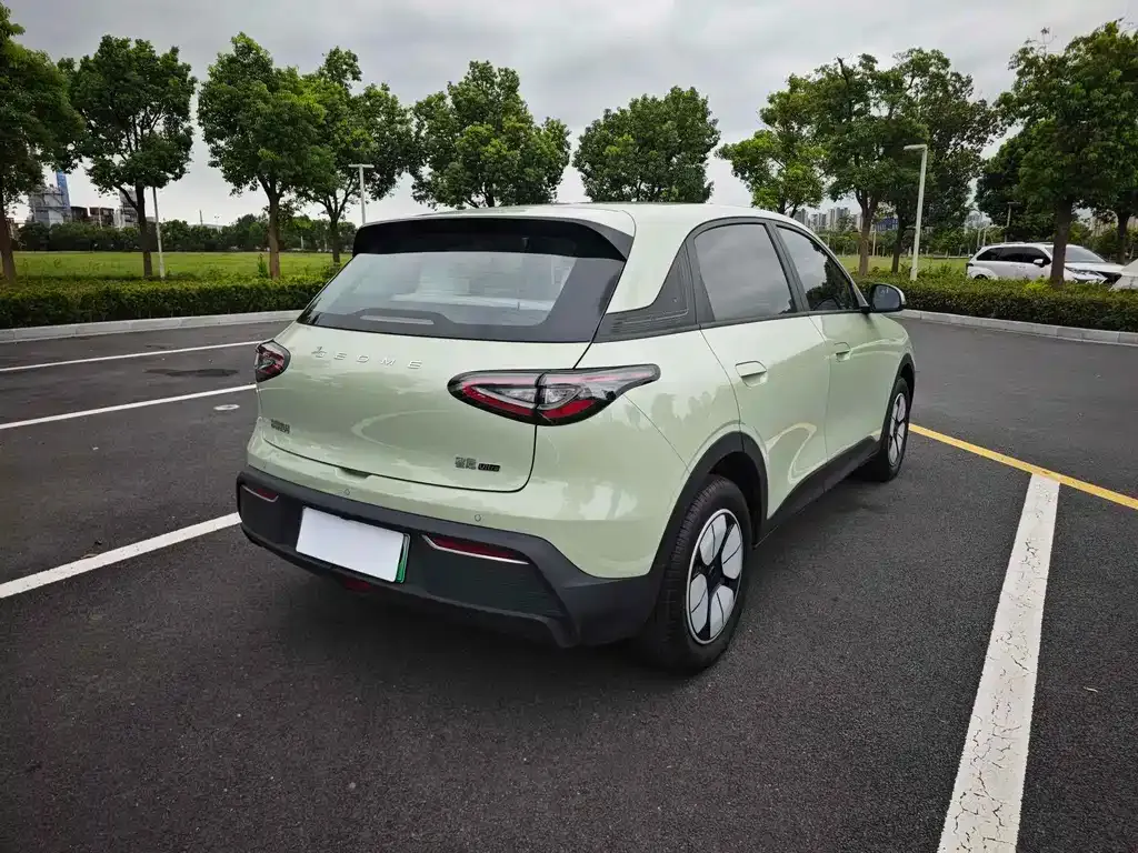 Geely Starburst — фото 4