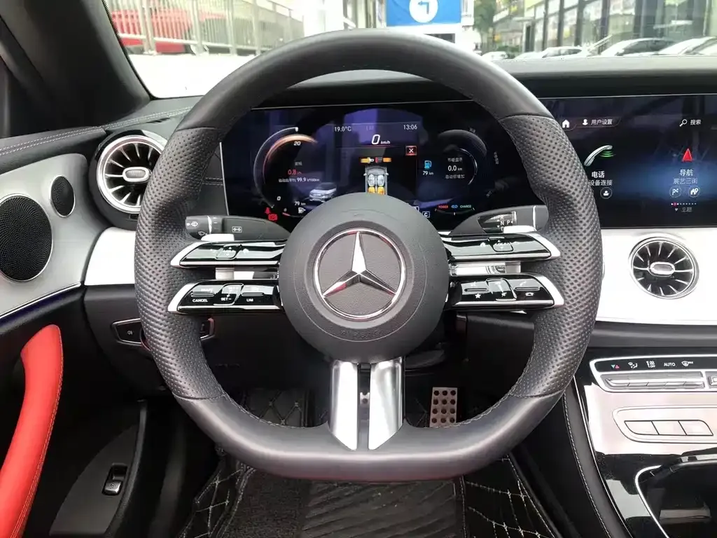 Mercedes-Benz E-Class (Import) — фото 2