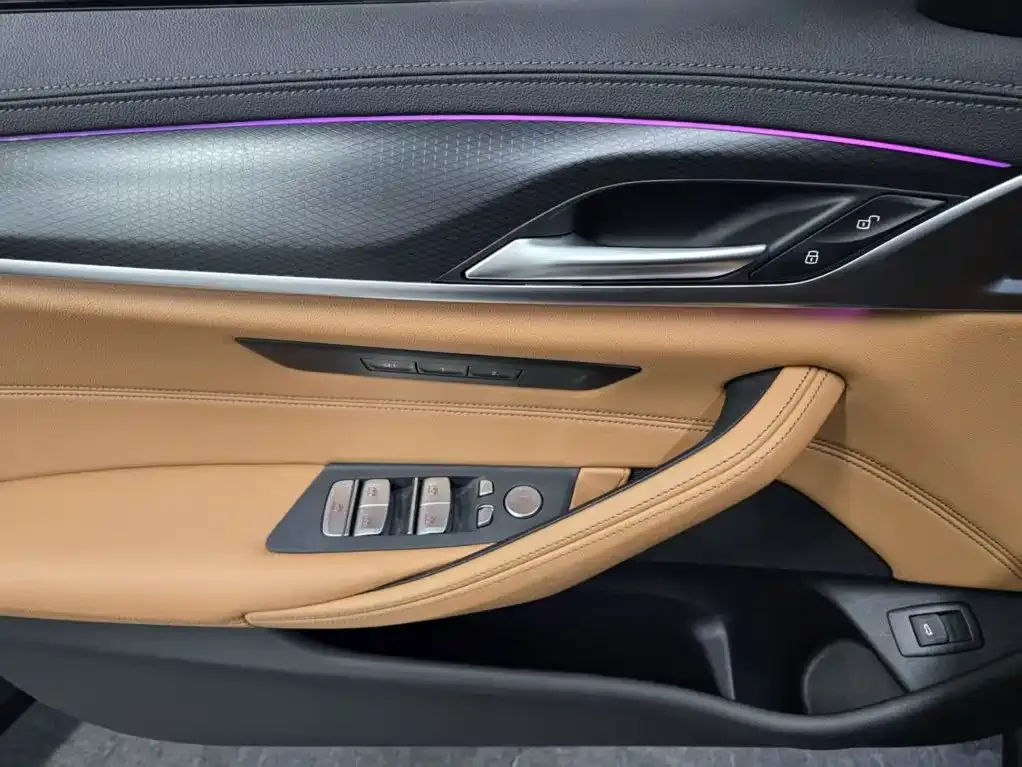 BMW 5 Series (Import) — фото 2