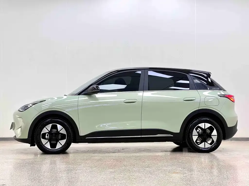 Geely Starburst — фото 10
