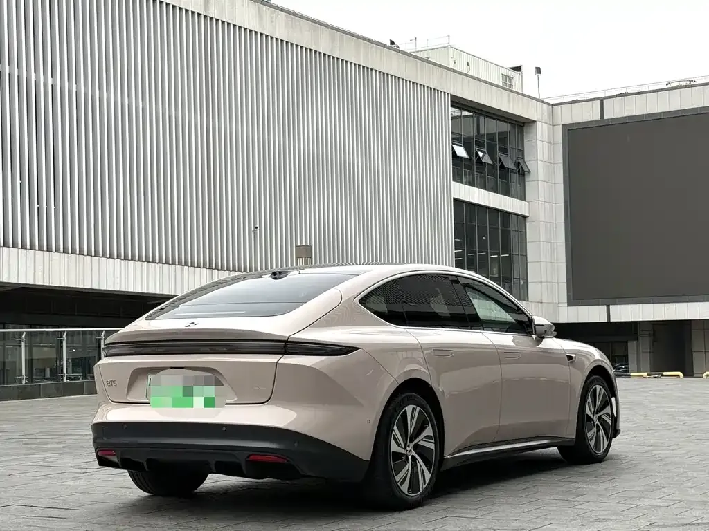 NIO ET5 — фото 4