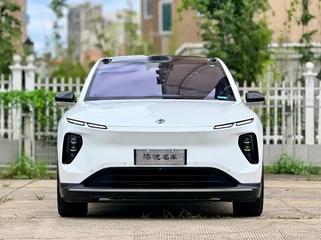 NIO EC6 — фото 1