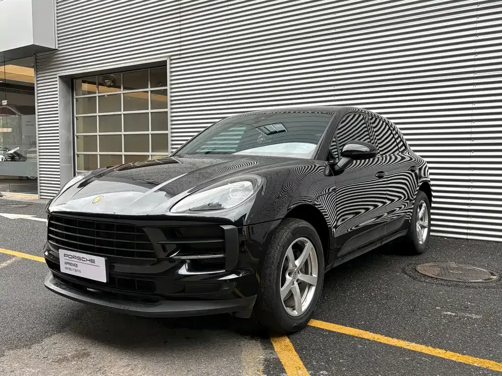 Porsche Macan — фото 1