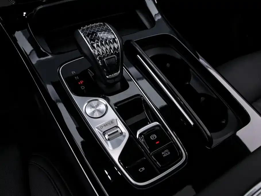 GAC Motor Trumpchi M8 — фото 2