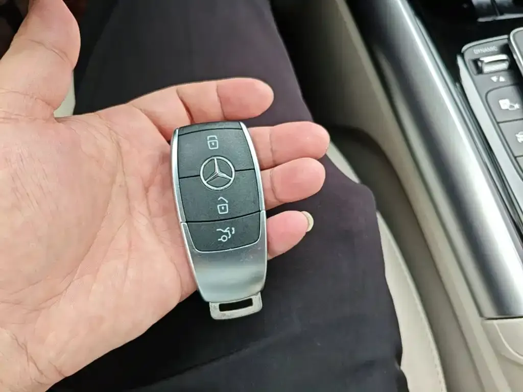 Mercedes-Benz EQA — фото 3