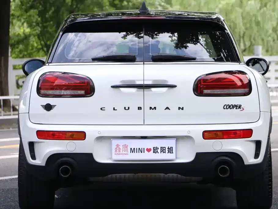 MINI Clubman — фото 2