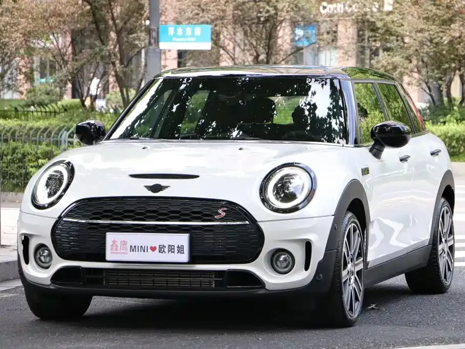 MINI Clubman — фото 9